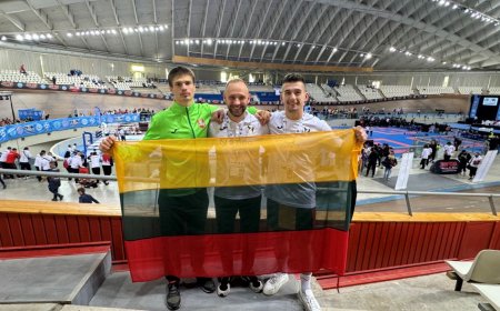 Deividas Michnevičius Europos kikbokso čempionate iškovojo bronzos medalį