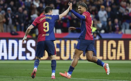 Autsaiderius triuškinusi „Barcelona“ pasiėmė itin svarbius taškus