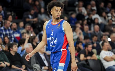 Prieš akistatą su „Žalgiriu“ – triuškinama „Anadolu Efes“ pergalė Turkijoje