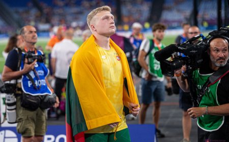 Net du kartus pasaulio disko metimo rekordą pagerinęs Mykolas Alekna nepaliko vilčių konkurentams