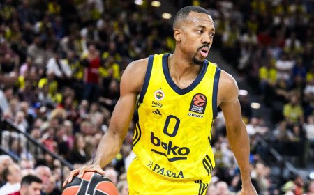 „Fenerbahče“ susitvarkė su F.Korkmazo vedamu „Bahčešehir“ klubu