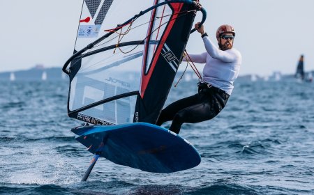 - Olimpinių klasių regatoje Prancūzijoje – permainingos sąlygos ir kova dėl geriausiųjų dešimtuko