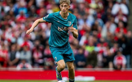 Madrido „Real“ už 60 mln. eurų perka Deano Huijseno gynėją iš „Bournemouth“