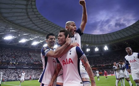 „Man United“ palaužęs „Tottenham“ po 41 metų pertraukos triumfavo Europos lygoje