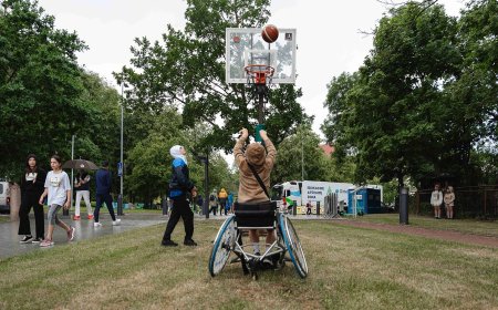 Paralimpinių pamokų dienoje – šimtai vaikų, dešimtys sporto šakų ir savanorių