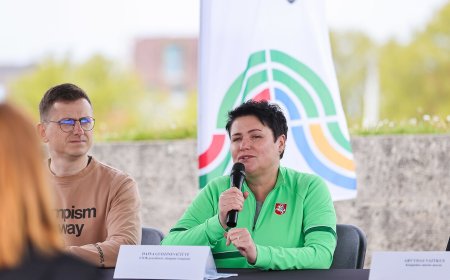 Klaipėdoje suplevėsavo Olimpinės dienos vėliava: iškilmingai pristatytas renginys