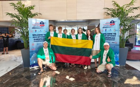 Lietuvos buriavimo jaunimas vasarą pradeda lenktynių distancijose užsienyje