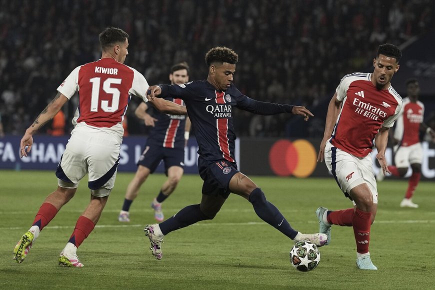 Čempionų lygoje „Arsenal“ dar sykį įveikę „Saint-Germain“ futbolininkai žengė į finalą