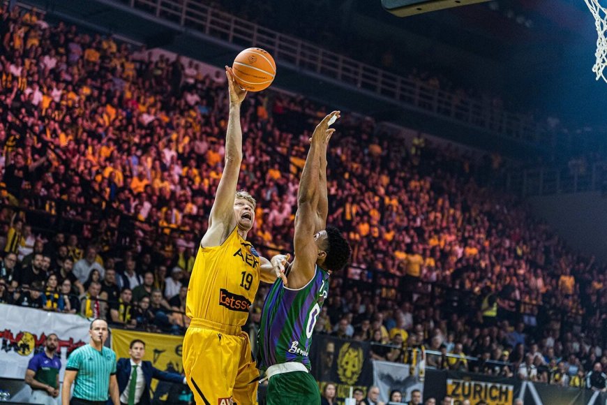 Gausaus sirgalių palaikymo sulaukęs Kuzminskas su AEK į Čempionų lygos finalą neprasibrovė