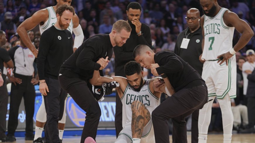 Smūgis „Celtics“ – J.Tatumui nuplyšo Achilo sausgyslė