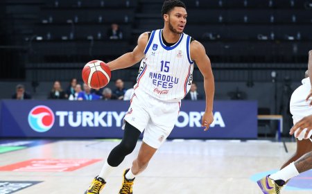 Derybose su „Hapoel“ – net trys „Anadolu Efes“ žaidėjai