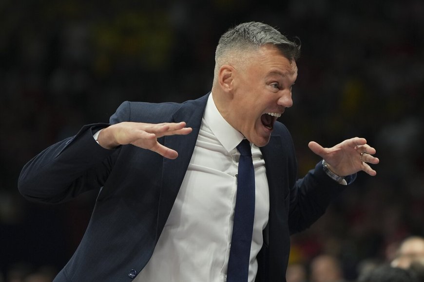 „Fenerbahče“ suklupo Turkijos lygos ketvirtfinalyje ir prireiks lemiamų serijos rungtynių