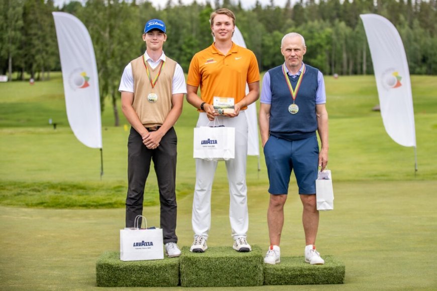 Lietuvos golfo čempionate – G. Mackelio ir R. Pauliukonytės triumfas bei vienu smūgiu įveikta duobutė